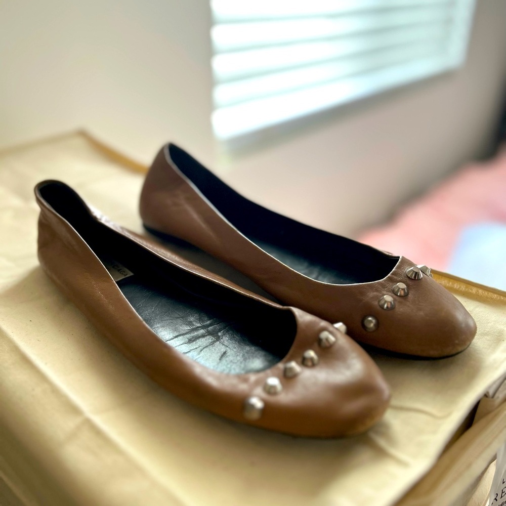Balenciaga Flats Tan Leather